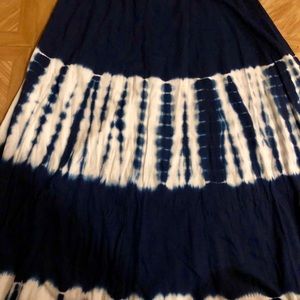 Tryst Skirts - NWOT: Blue & White Tye-Dye Flowing Maxi Skirt- M Tryst Skirts - NWOT: Blue & White Tye-Dye Flowing Maxi Skirt- M